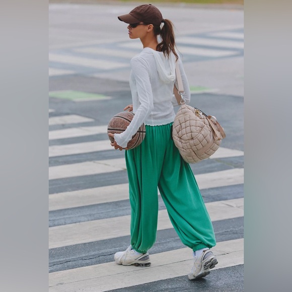 NWOT FP Movement Momentum Pants - Picture 3 of 5